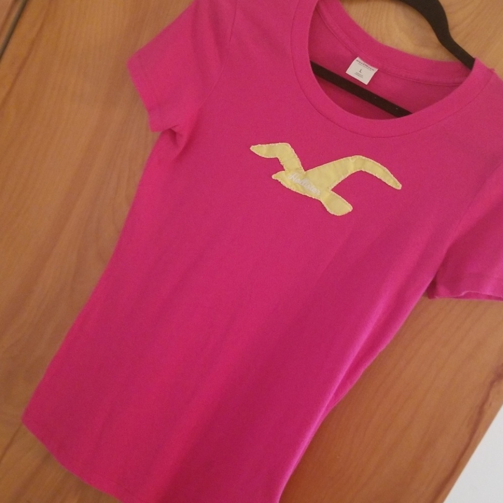 Hollister T-Shirt